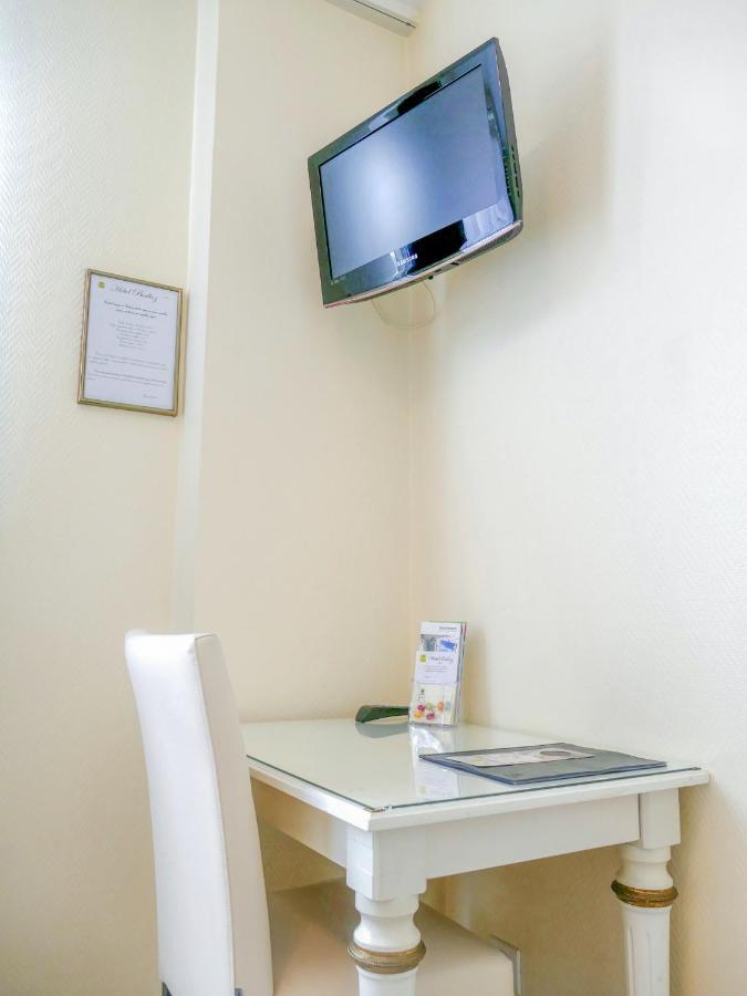 Hotel Berlioz Euroairport Basel - Mulhouse - Freiburg Saint-Louis  Buitenkant foto