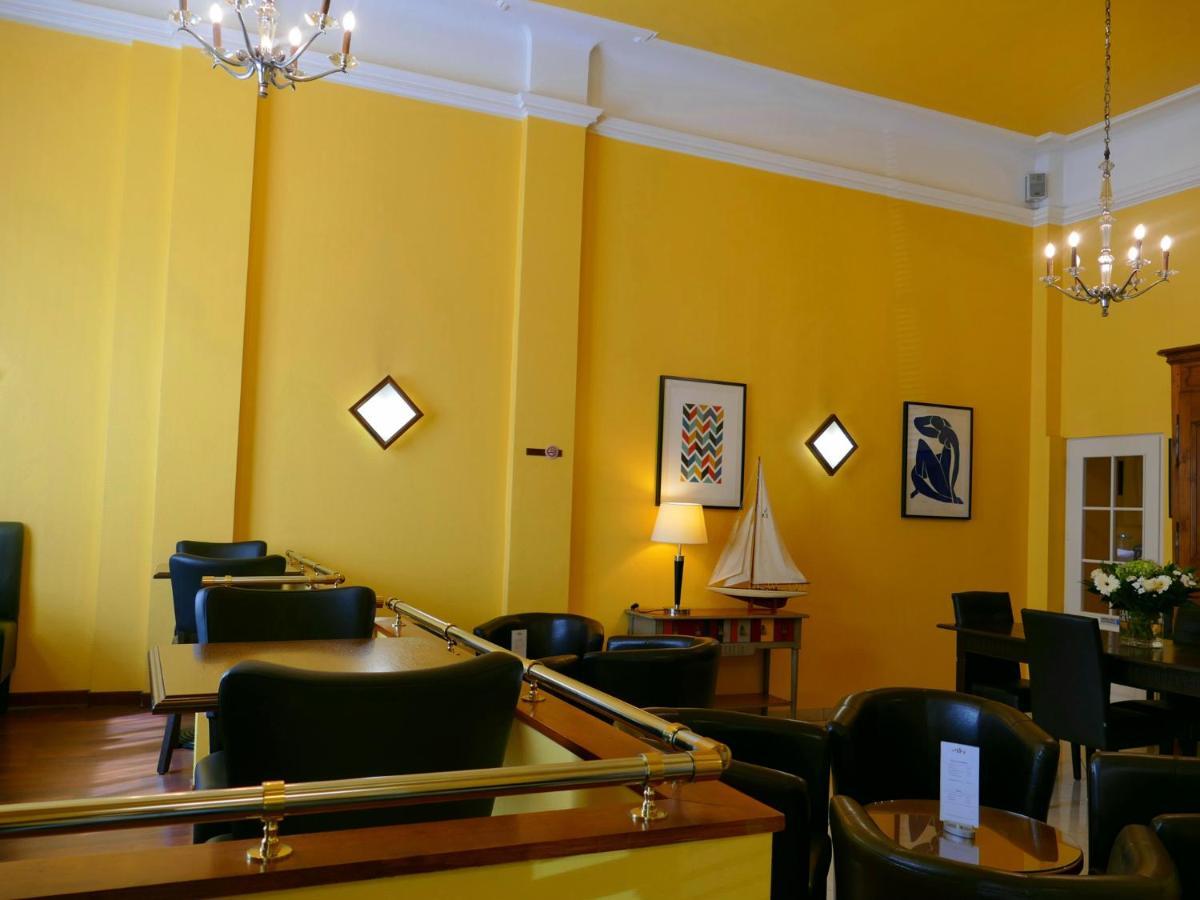 Hotel Berlioz Euroairport Basel - Mulhouse - Freiburg Saint-Louis  Buitenkant foto